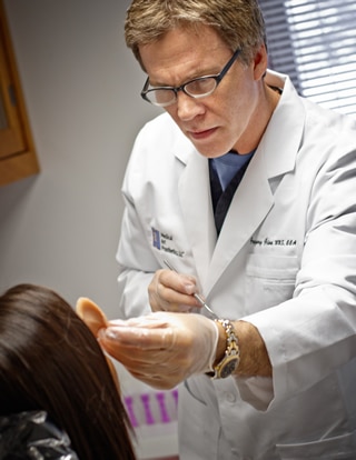 medicalarsprostheticsreferalpatient Medical Art Prosthetics Greg Gion, MMS, CCA working on a referral patient.